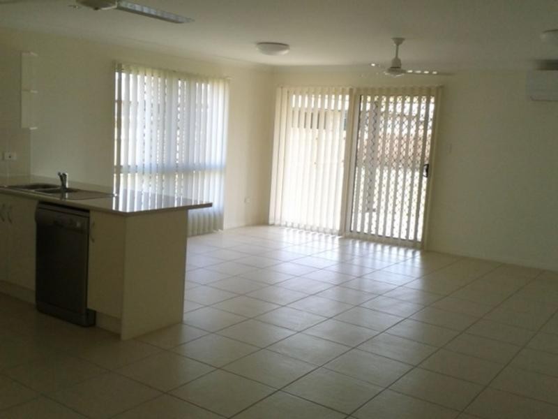 39 Cherryfield Road, Gracemere QLD 4702