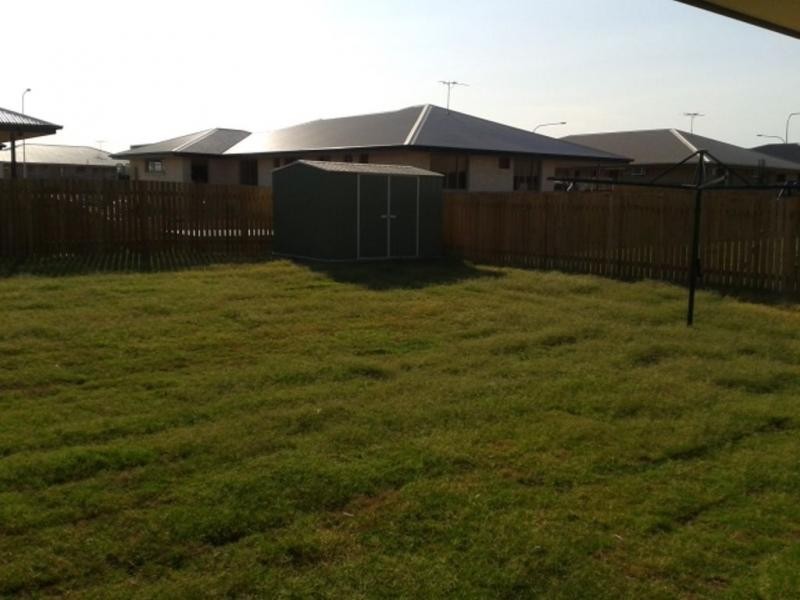 39 Cherryfield Road, Gracemere QLD 4702