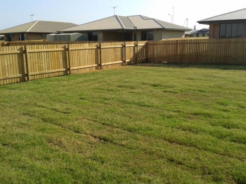 39 Cherryfield Road, Gracemere QLD 4702