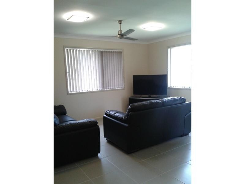 2/65 Scott Street, Kawana QLD 4701