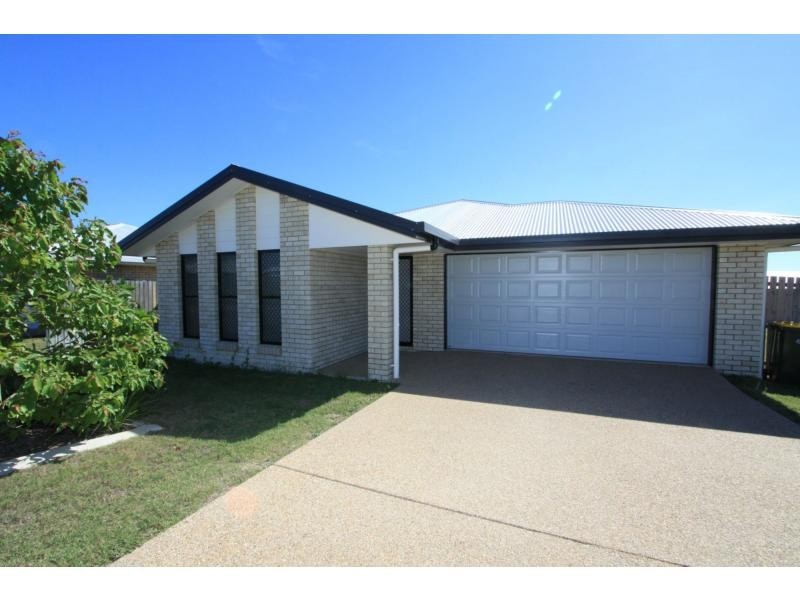 9 Bronco Crescent, Gracemere QLD 4702