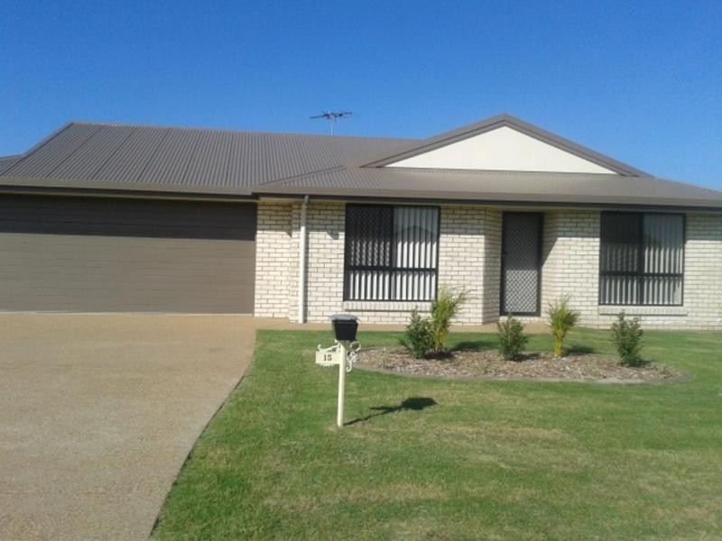 15 Bronco Crescent, Gracemere QLD 4702