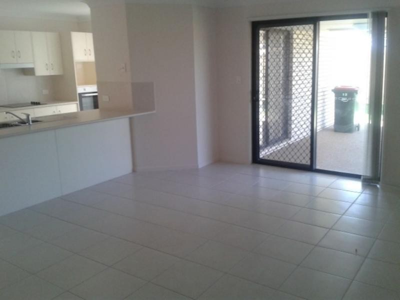 15 Bronco Crescent, Gracemere QLD 4702