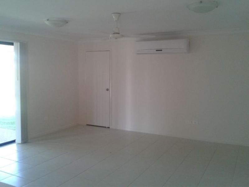 15 Bronco Crescent, Gracemere QLD 4702
