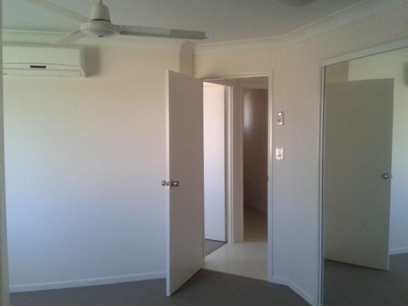 15 Bronco Crescent, Gracemere QLD 4702