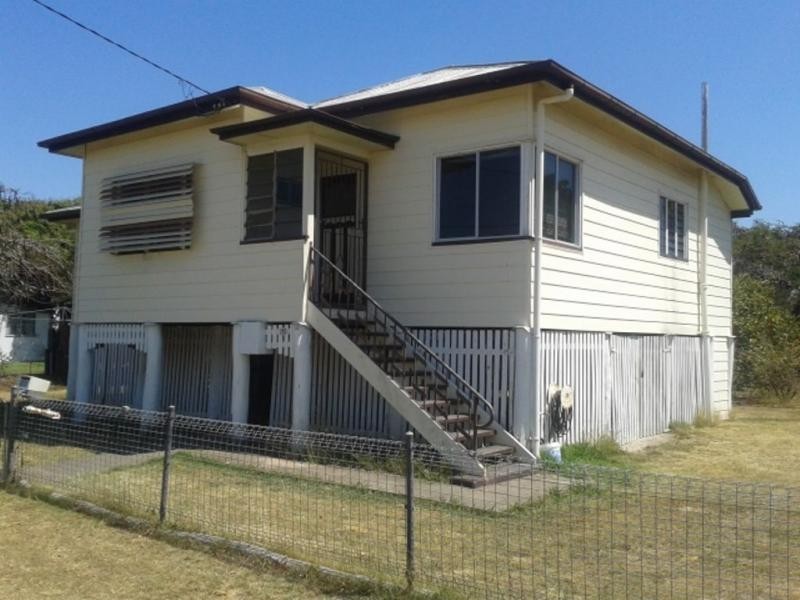 293 Pine Street, Berserker QLD 4701