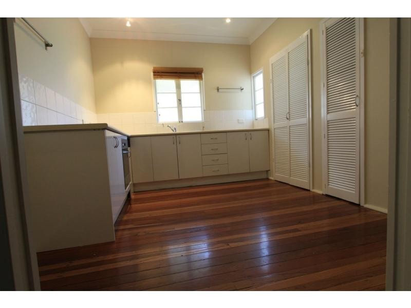 151 Earl Street, Berserker QLD 4701