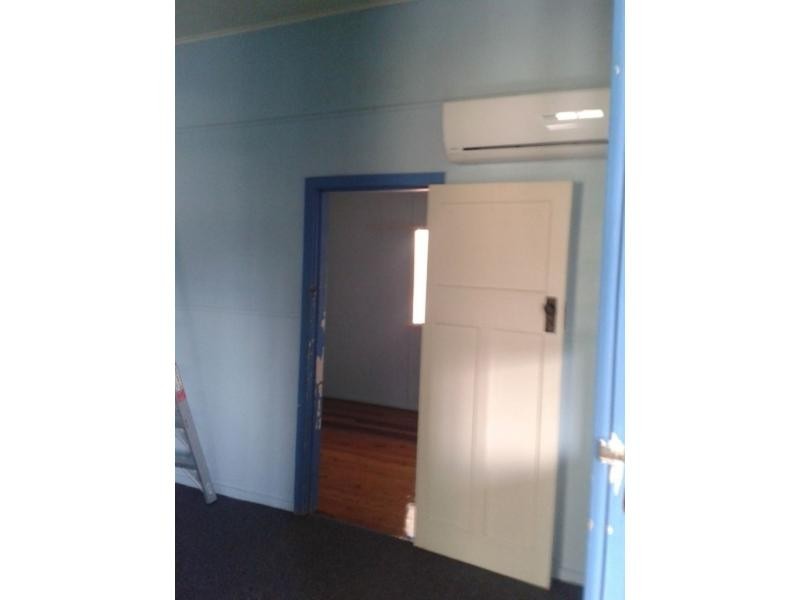 37 Church Street, Allenstown QLD 4700