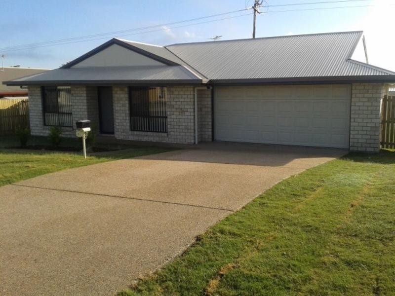 22 Bronco Crescent, Gracemere QLD 4702