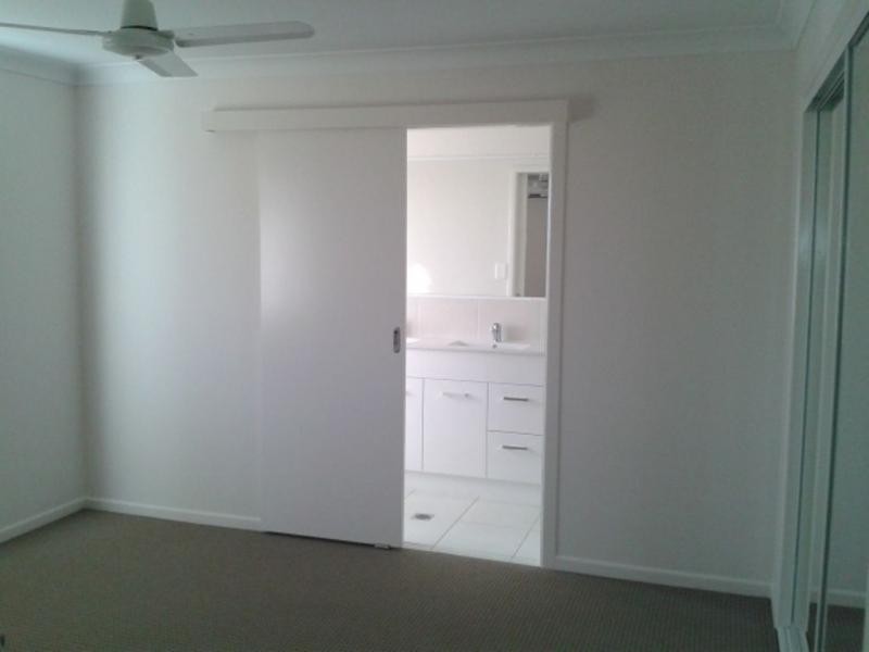 22 Bronco Crescent, Gracemere QLD 4702