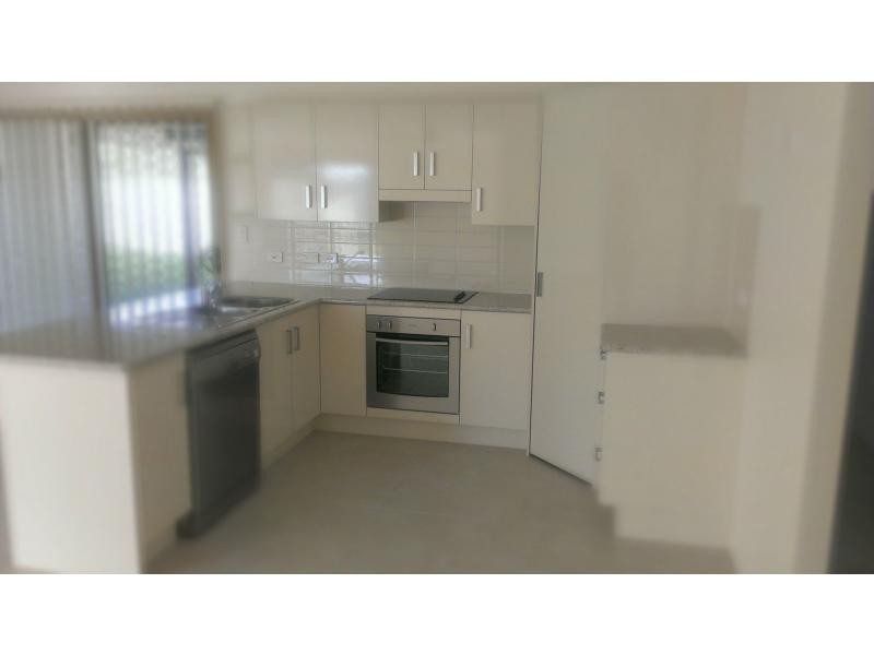 6 Fillwood Court, Gracemere QLD 4702