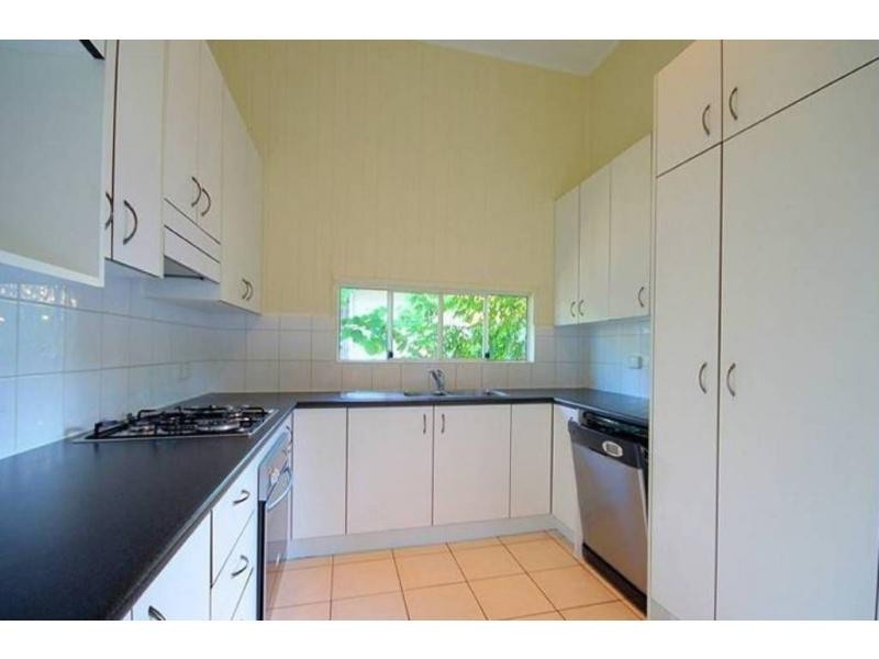 27 Woodville Street, Wandal QLD 4700