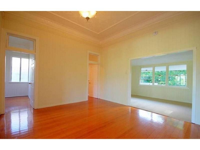 27 Woodville Street, Wandal QLD 4700