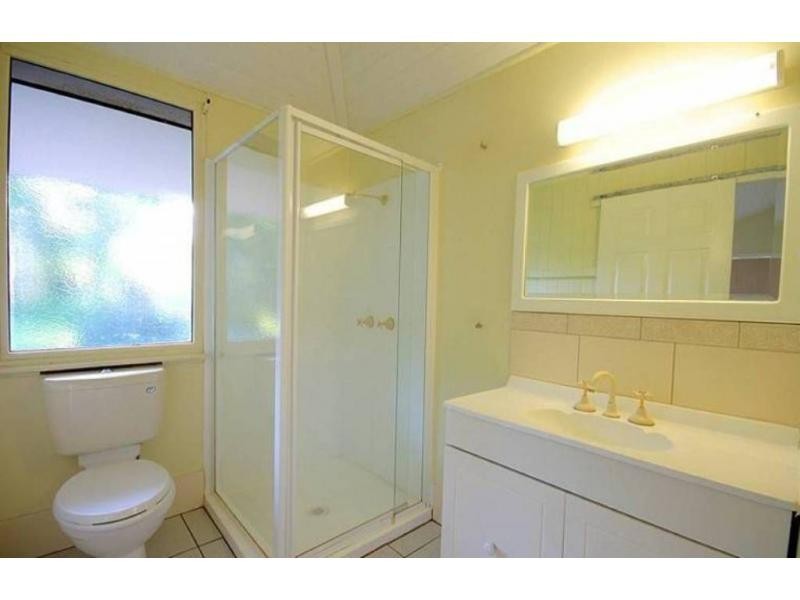 27 Woodville Street, Wandal QLD 4700