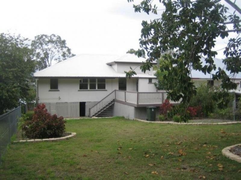 27 Woodville Street, Wandal QLD 4700