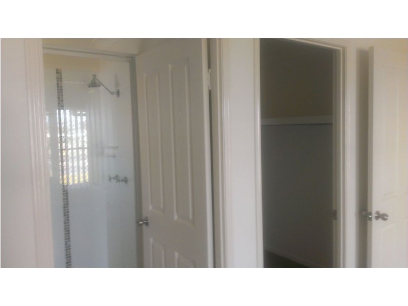 11 Cherryfield Road, Gracemere QLD 4702