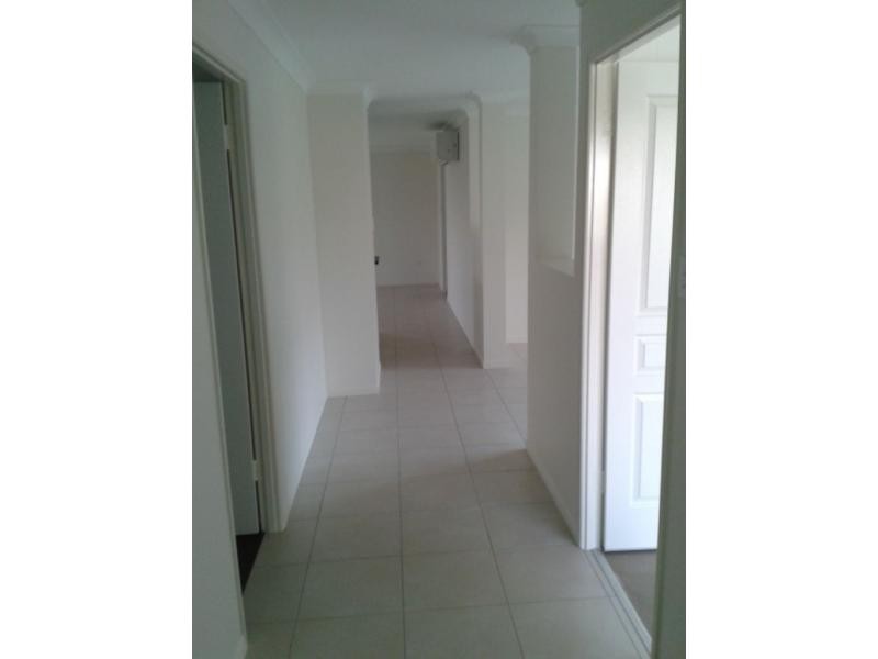 43 Cherryfield Road, Gracemere QLD 4702