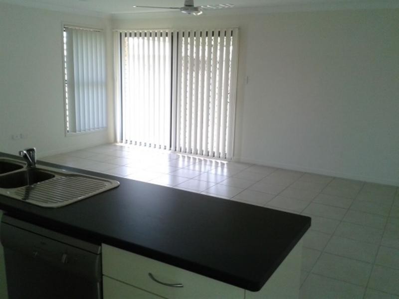 43 Cherryfield Road, Gracemere QLD 4702