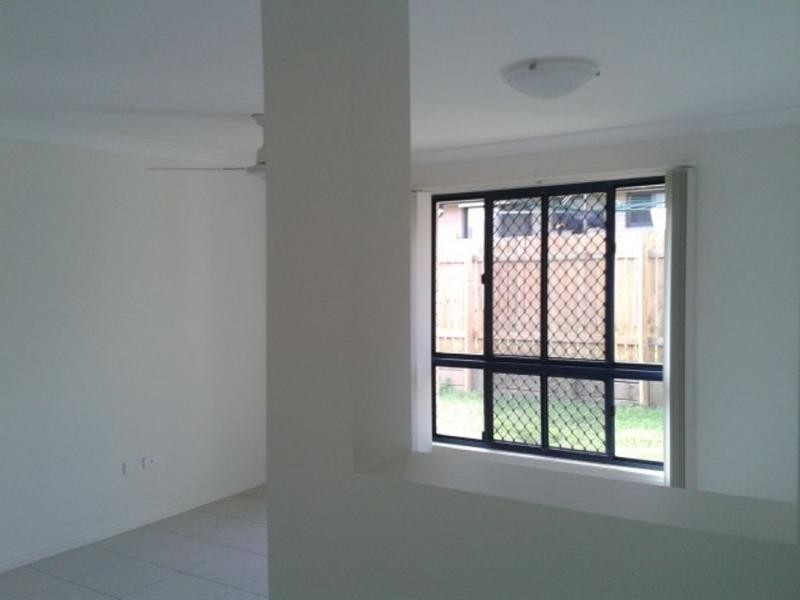 43 Cherryfield Road, Gracemere QLD 4702