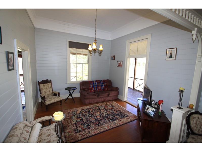 94 Dawson Rd, Glenlee QLD 4711