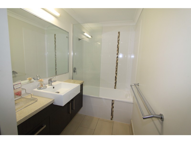 5/241 Upper Dawson Rd, Allenstown QLD 4700