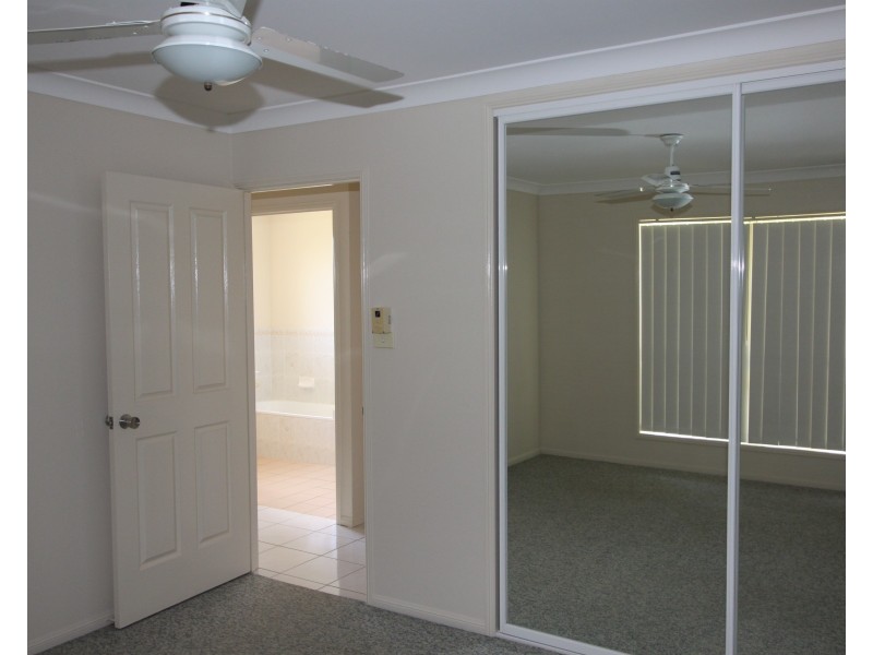 3/9 Kawana Close, Kawana QLD 4701