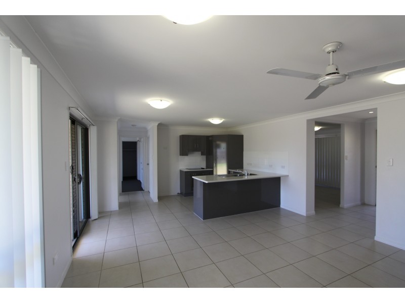 10 Fillwood Court, Gracemere QLD 4702