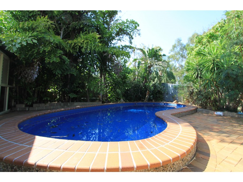 11 Kavanagh Cres, Koongal QLD 4701