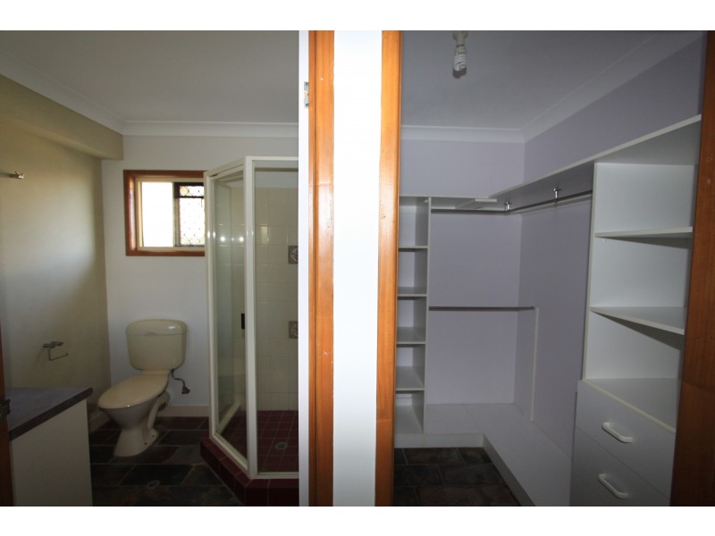 11 Kavanagh Cres, Koongal QLD 4701