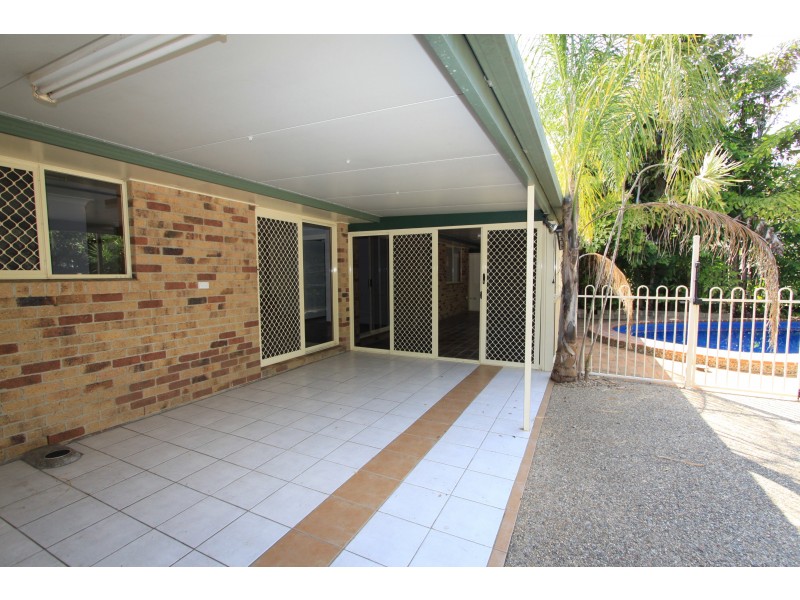 11 Kavanagh Cres, Koongal QLD 4701