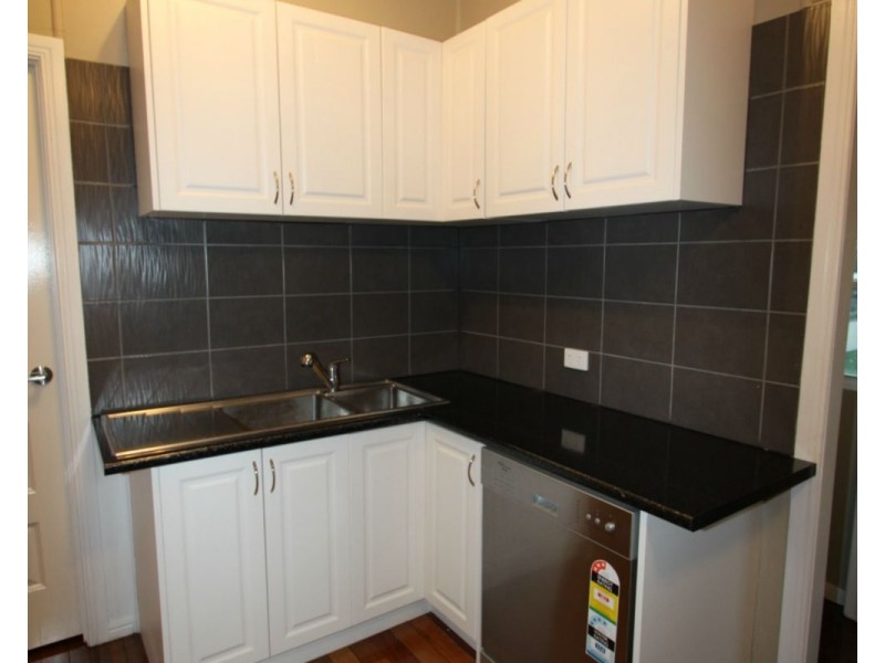 185 Mason Street, Berserker QLD 4701