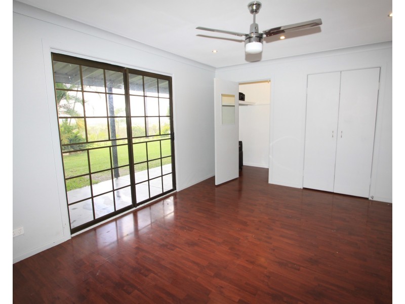 1038 Belmont Rd, Glenlee QLD 4711