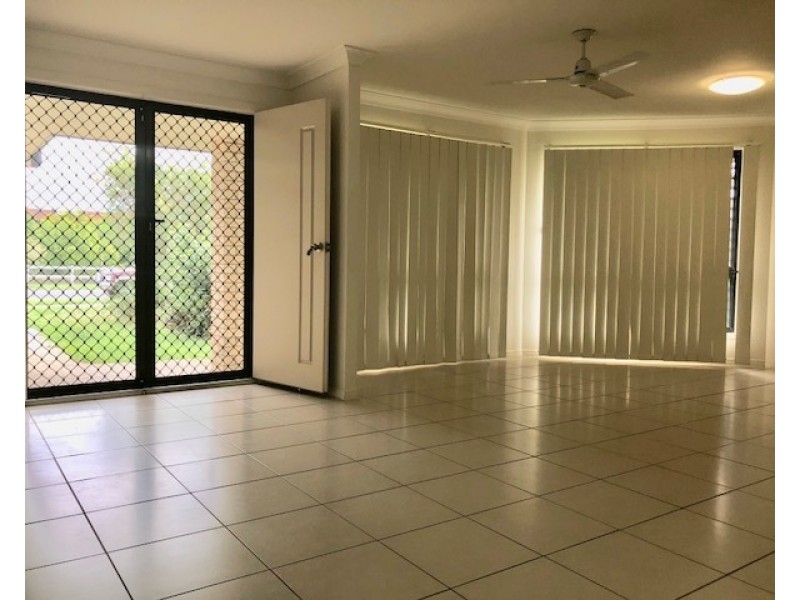 121 Capricorn St, Gracemere QLD 4702