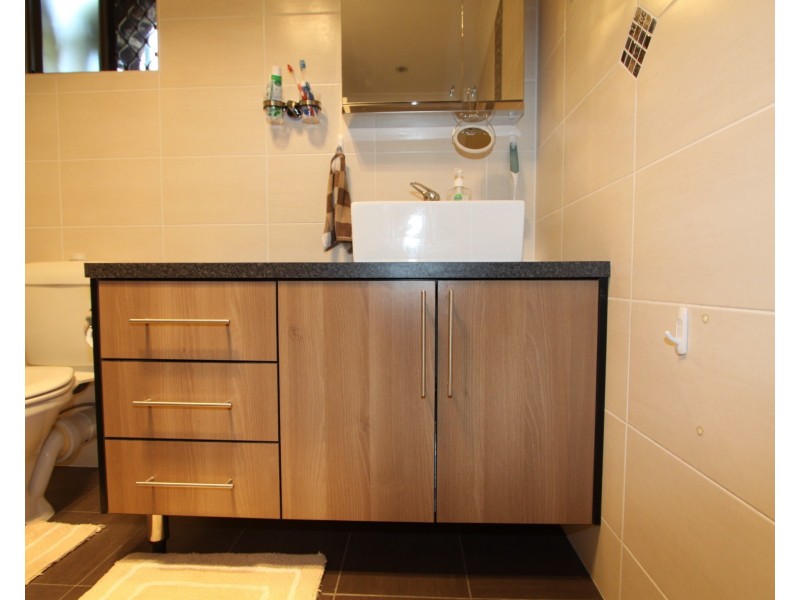 1 Burns St, Frenchville QLD 4701