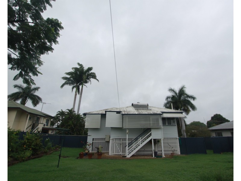 35 Bracher St, Wandal QLD 4700
