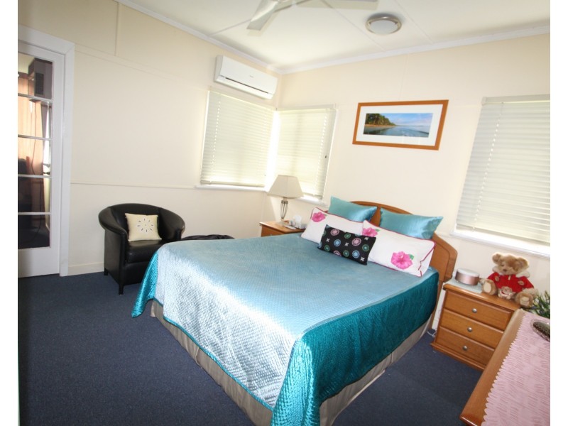 35 Bracher St, Wandal QLD 4700