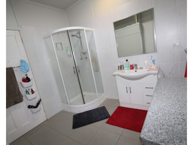 35 Bracher St, Wandal QLD 4700