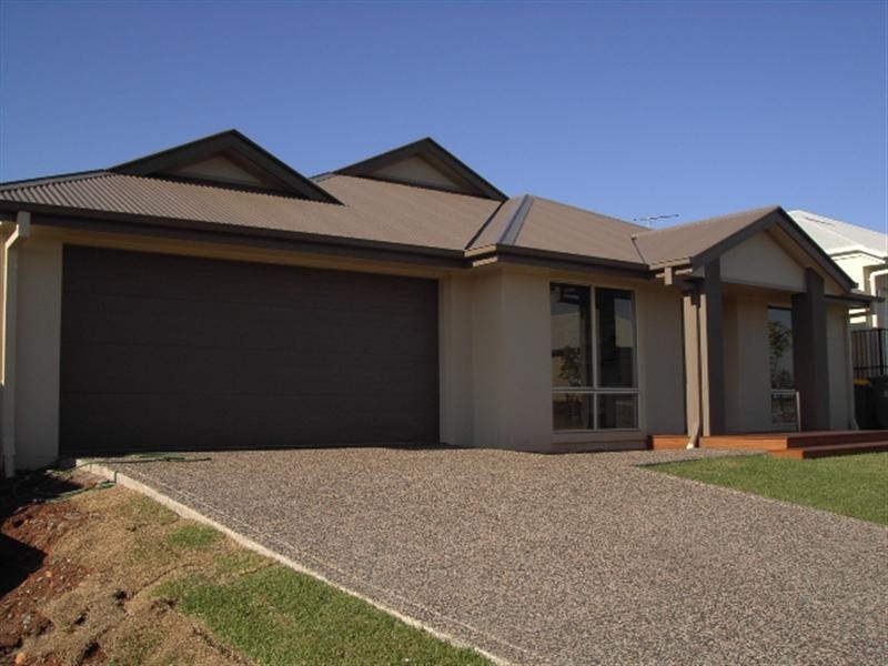 11 Hillcrest Court, North Quarter, Murrumba Downs QLD 4503