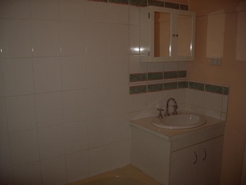 1 The Crescent, Kallangur QLD 4503
