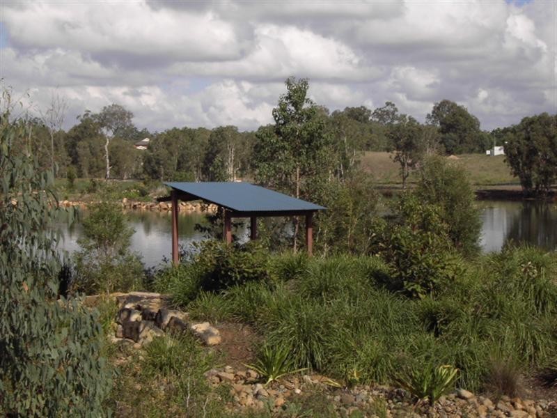 9 Waterway Crescent, North Quarter, Murrumba Downs QLD 4503