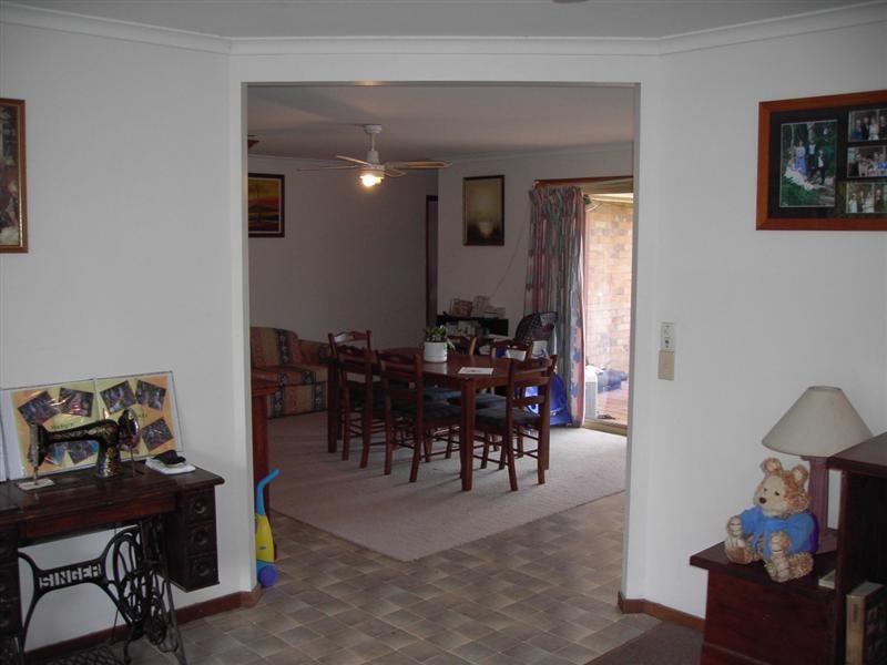 124 Rue Montaigne, Petrie QLD 4502