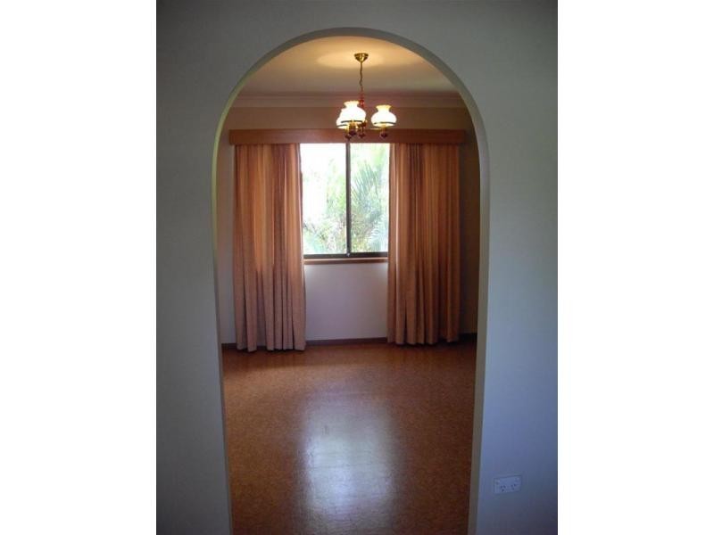 45 Cambridge Street, Rothwell QLD 4022