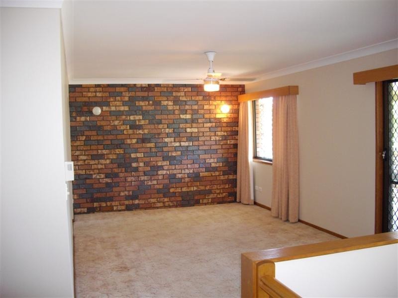 45 Cambridge Street, Rothwell QLD 4022