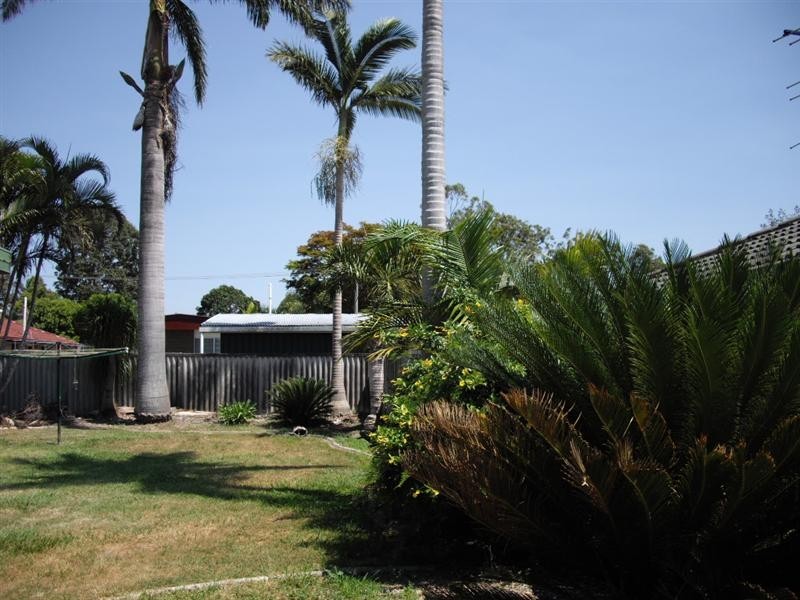 6 Elsie Street, Kallangur QLD 4503