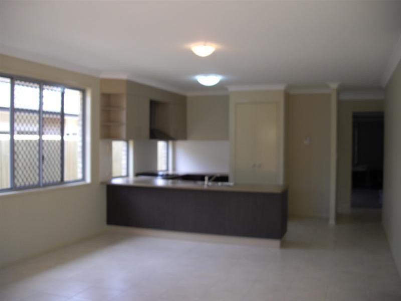 North Lakes QLD 4509