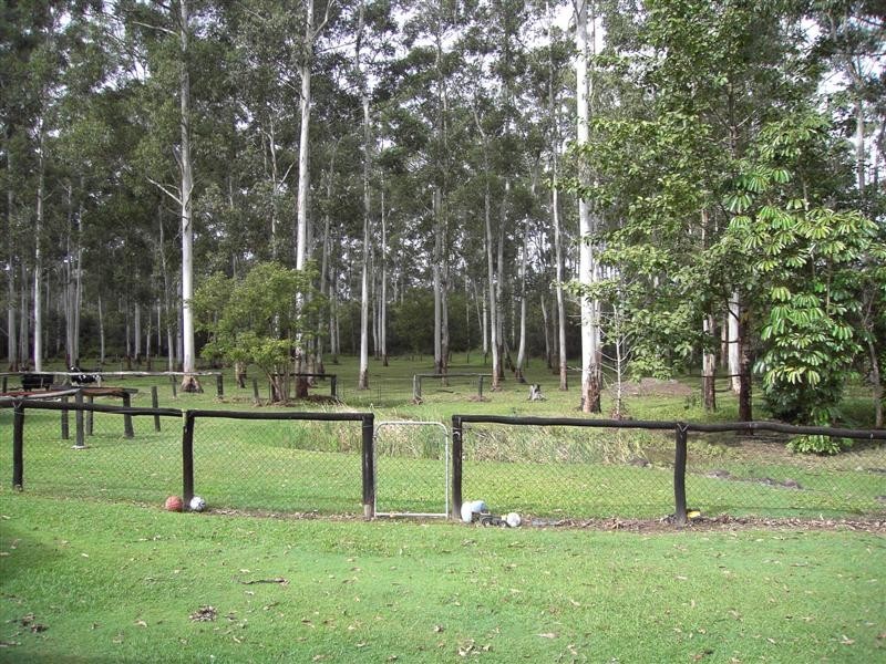 512 Oakey Flat Road, Morayfield QLD 4506