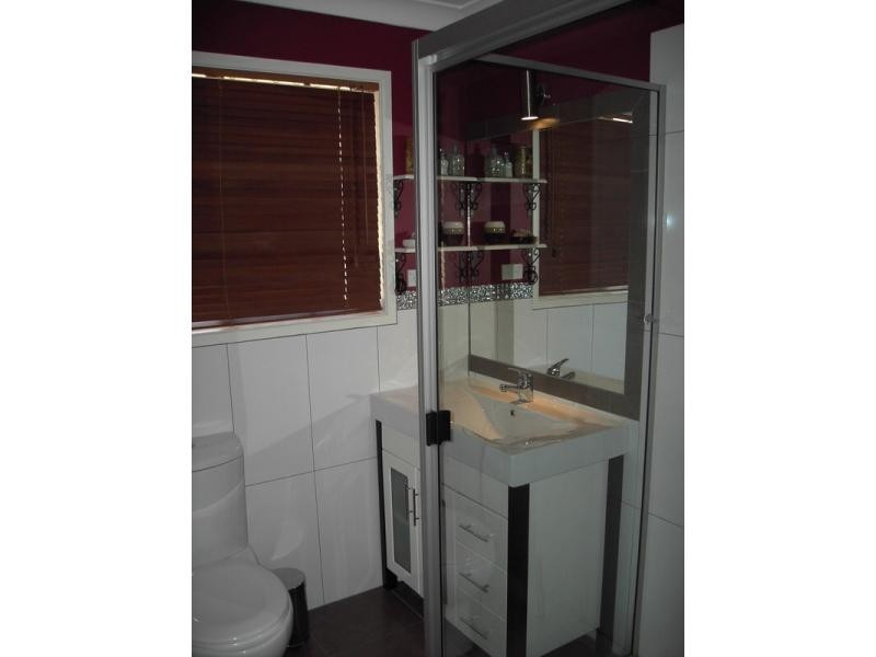 14 Oakview Crescent, Kallangur QLD 4503