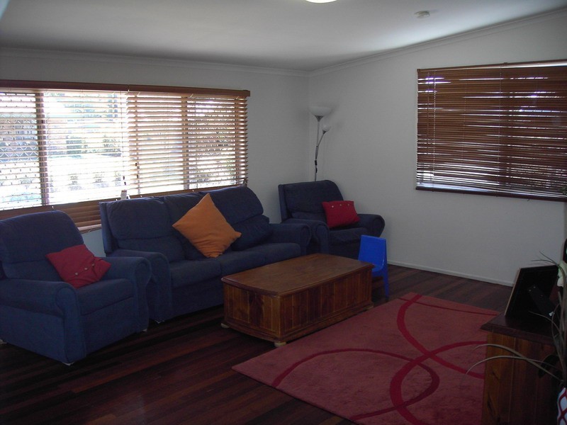4 Alpha Street, Kallangur QLD 4503