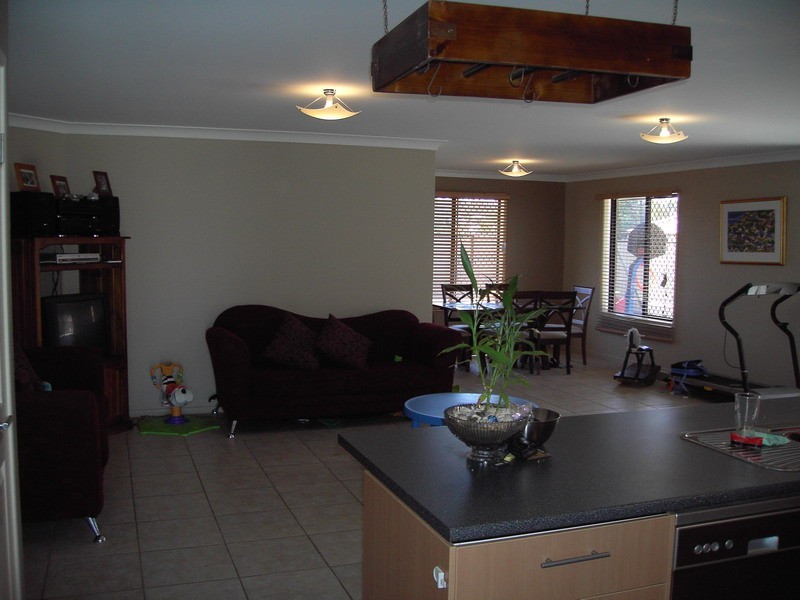 5 Bolte Crescent, Kallangur QLD 4503