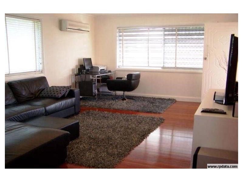 11 Alkooie Avenue, Clontarf QLD 4019